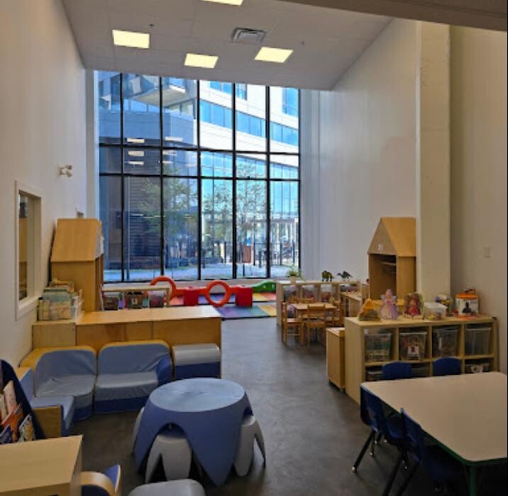 Images Le Montessori et Tree House