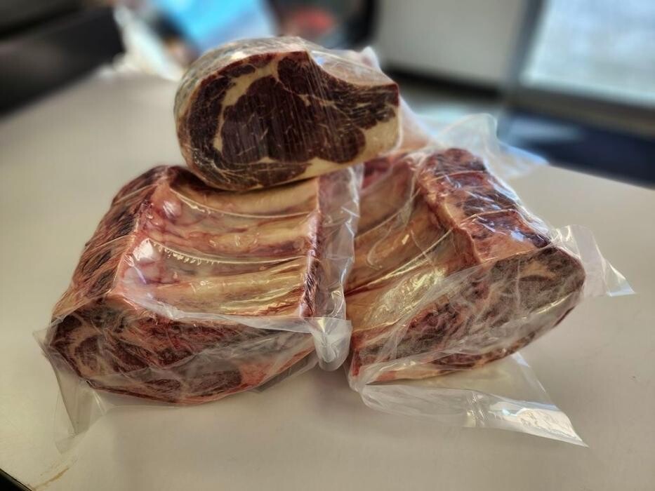 Images Big Bob's Meats Midale