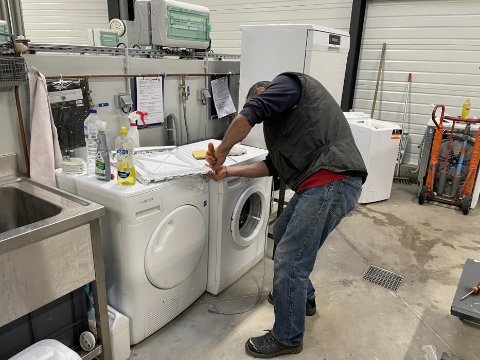 Images Ateliers réparations électroménagers MM