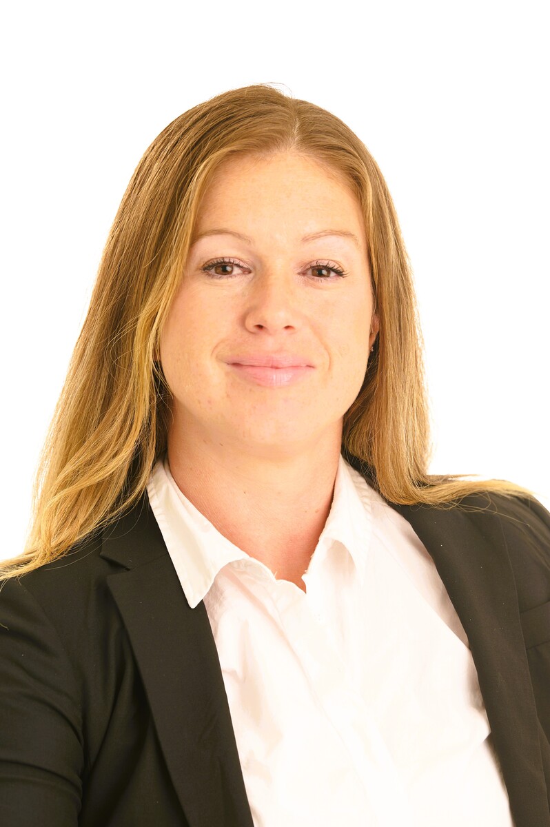 Images Jasmina Law Real Estate