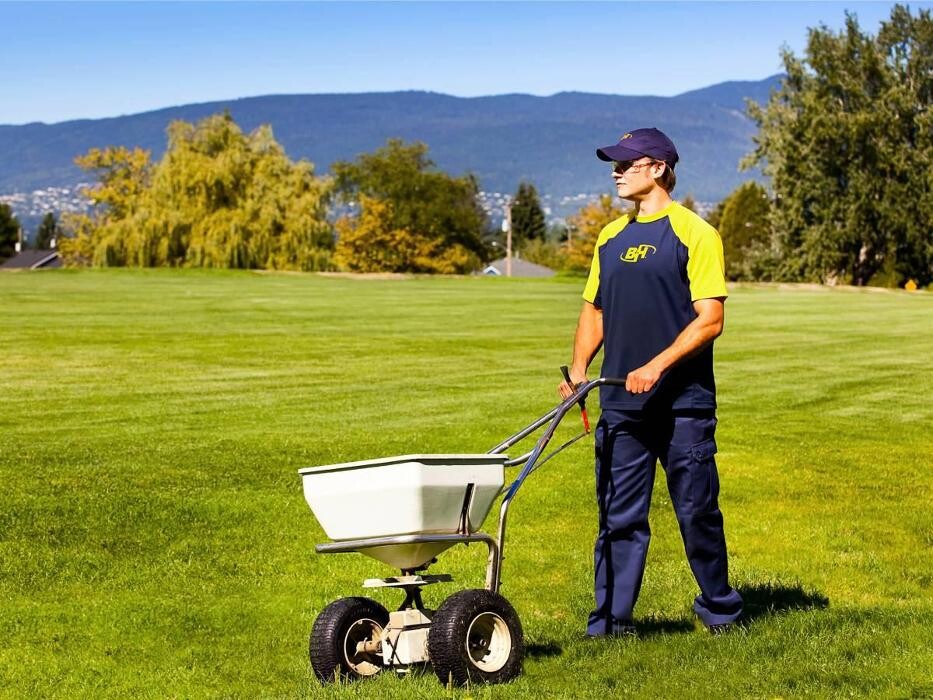 Images BUR-HAN Garden & Lawn Care