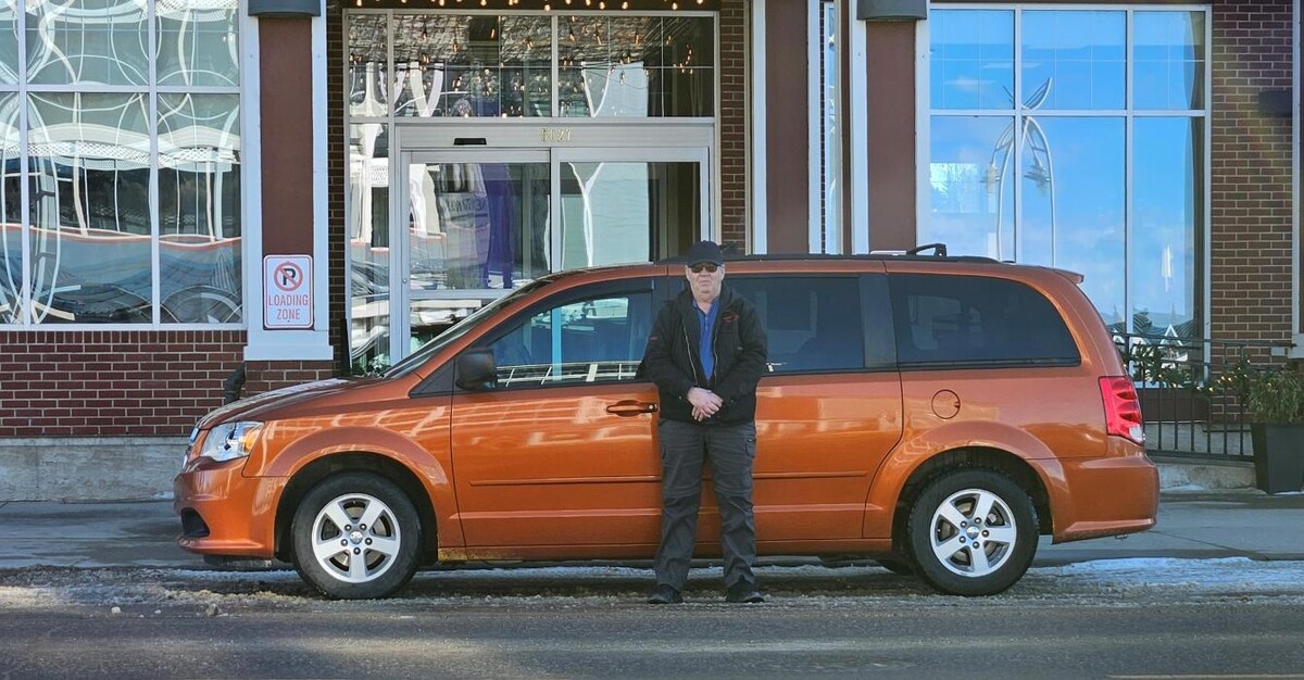 Images Ken's Red Deer Shuttle Service
