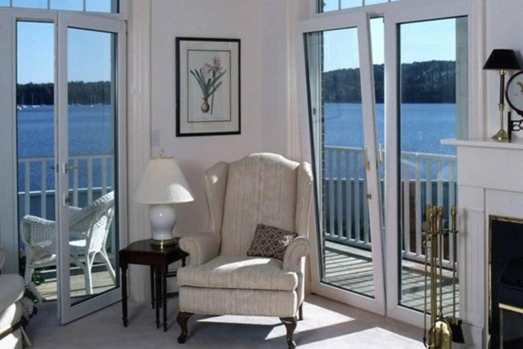 Images AZTech Doors & Windows