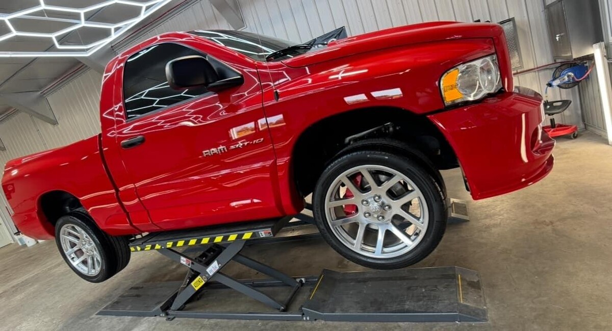 Images Scott's Custom Auto Spa