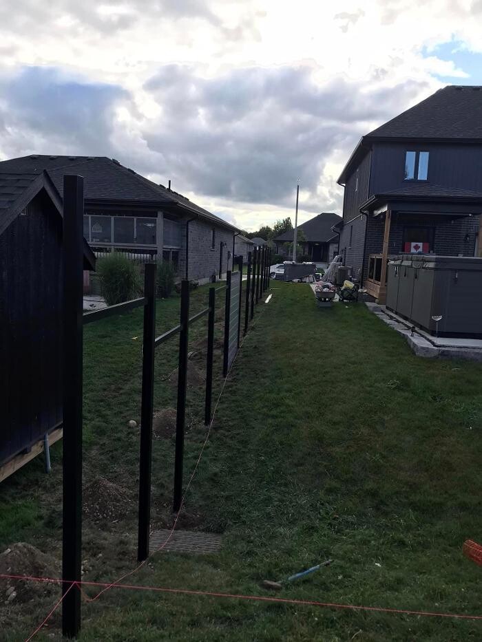 Images Barnim and Robertson Fence and Decks