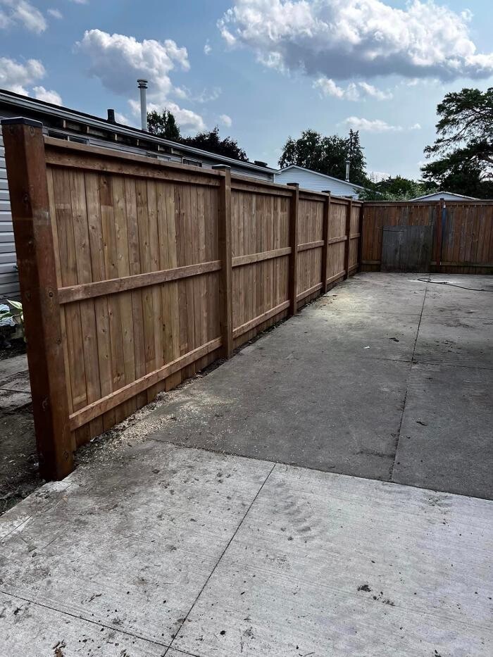Images Barnim and Robertson Fence and Decks