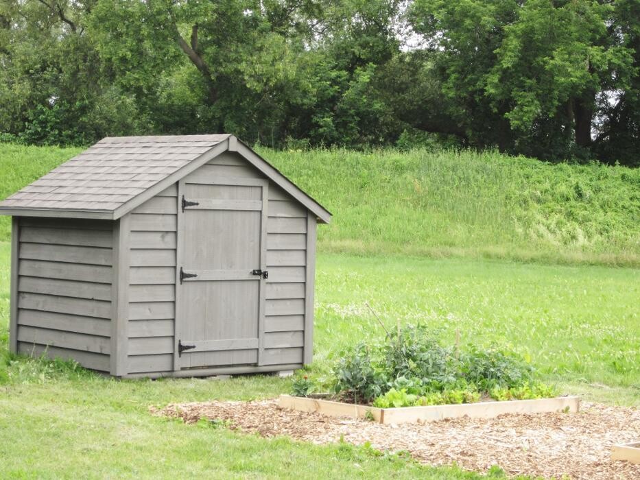 Images Grand River Sheds Inc