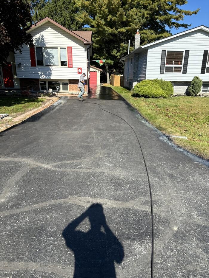 Images R&R Driveway Sealing