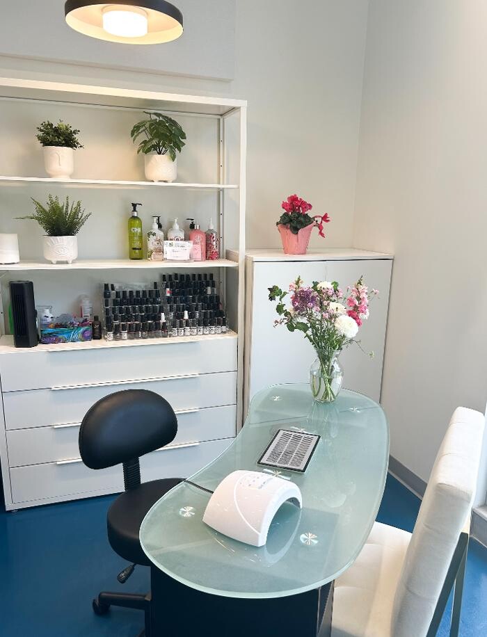 Images Sparrow Hair Studio Inc.