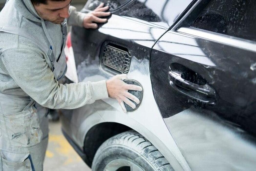 Images UNI-BODY Auto Collision