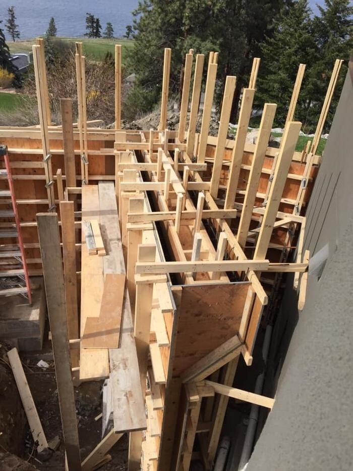 Images Ranglas Premier Construction Inc.