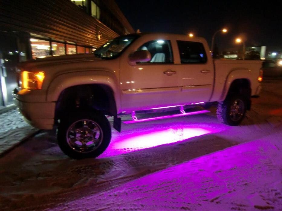 Images Buzz Box Liners & Truck Accessories