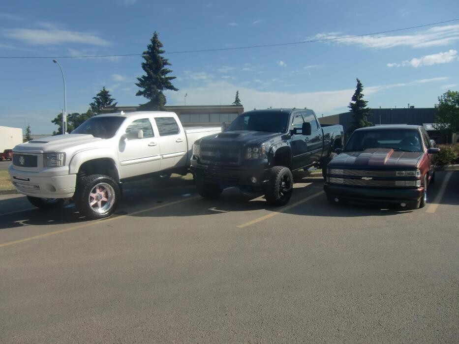 Images Buzz Box Liners & Truck Accessories
