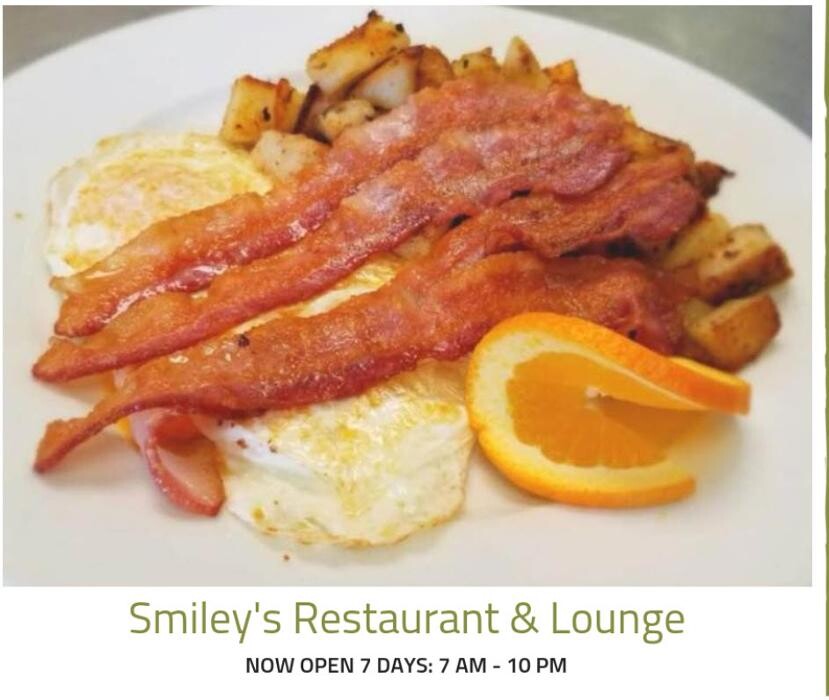 Images Smiley's Restaurant & Lounge