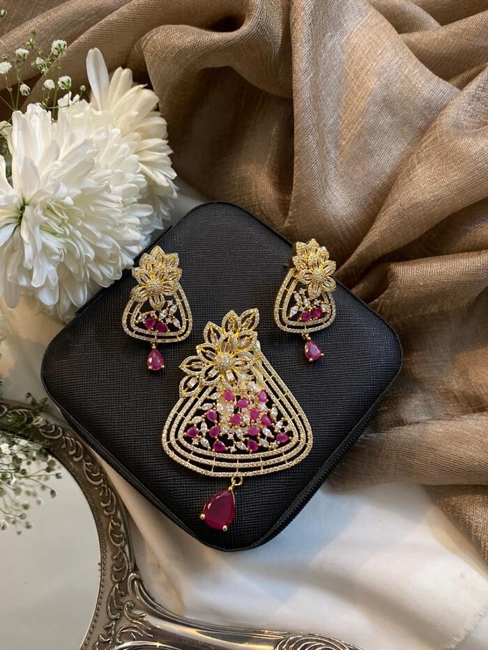 Images Jewelry By Mehnaaz