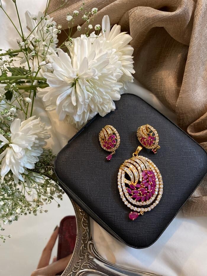 Images Jewelry By Mehnaaz