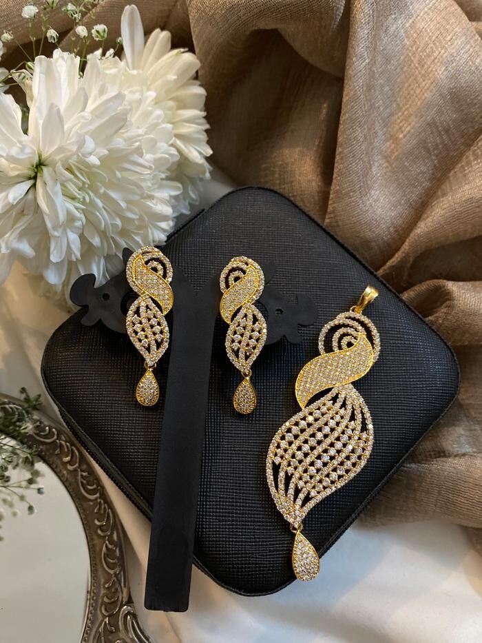 Images Jewelry By Mehnaaz