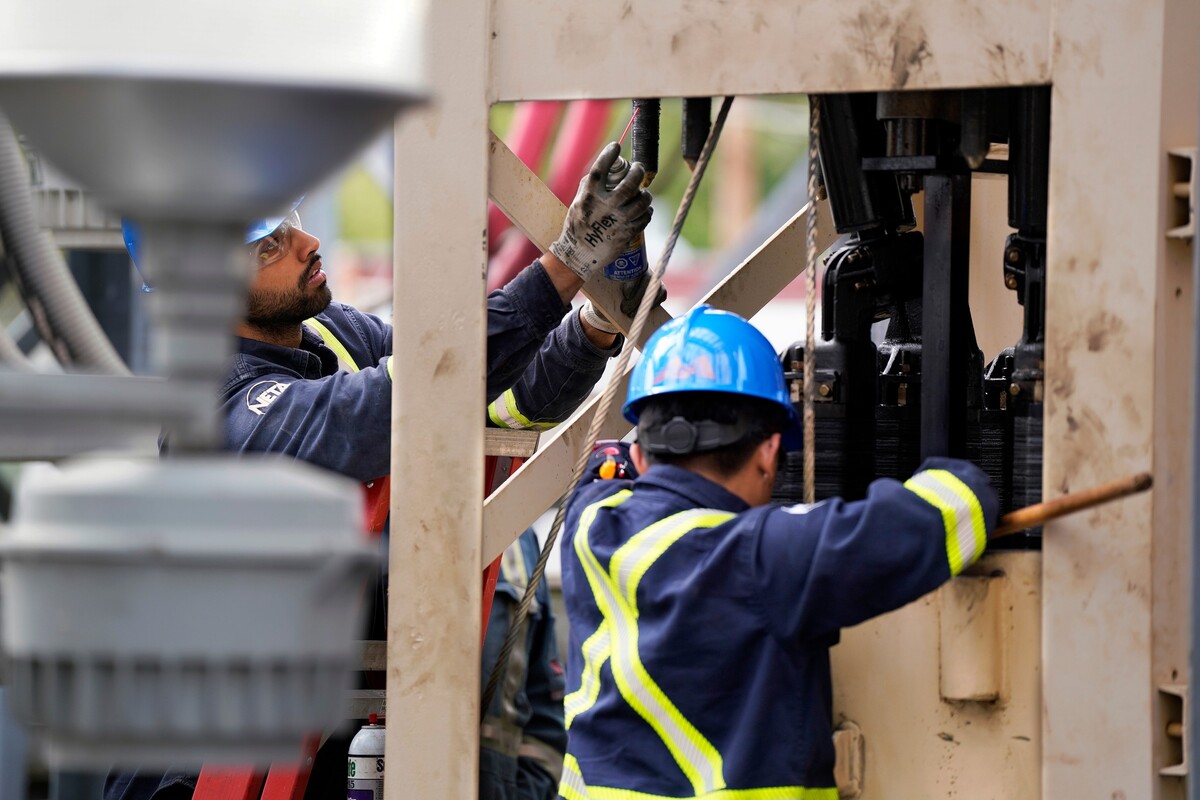 Images Magna IV Engineering