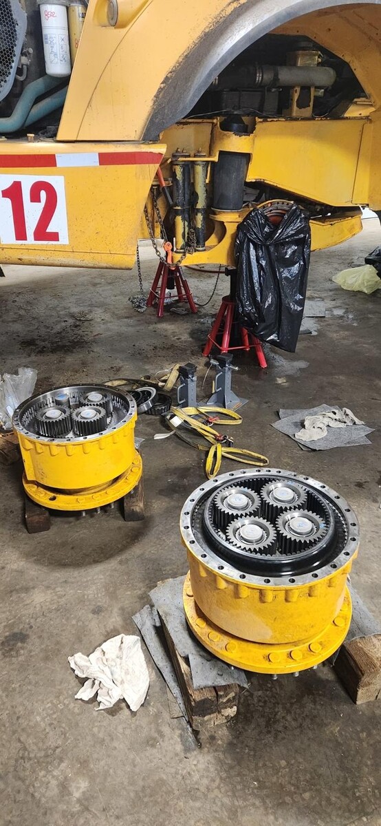 Images High Torq Heavy Equipment Service Ltd.
