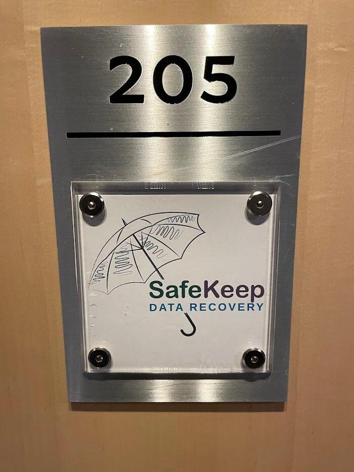 Images SafeKeep Data Recovery