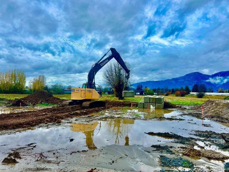 Images Vedder Excavating Ltd.