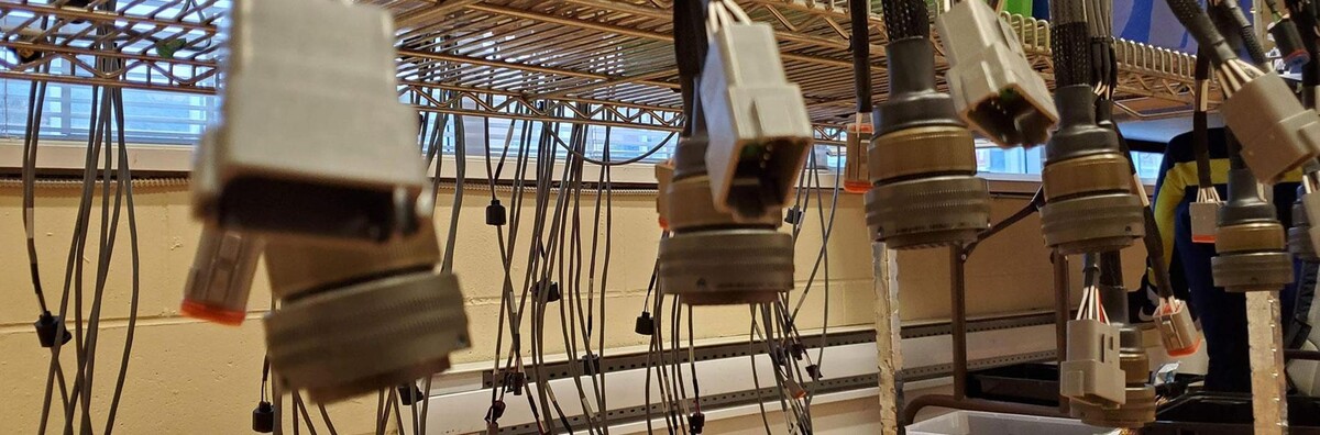 Images LEXAN CABLING SOLUTIONS INC.