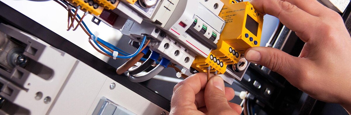 Images LEXAN CABLING SOLUTIONS INC.