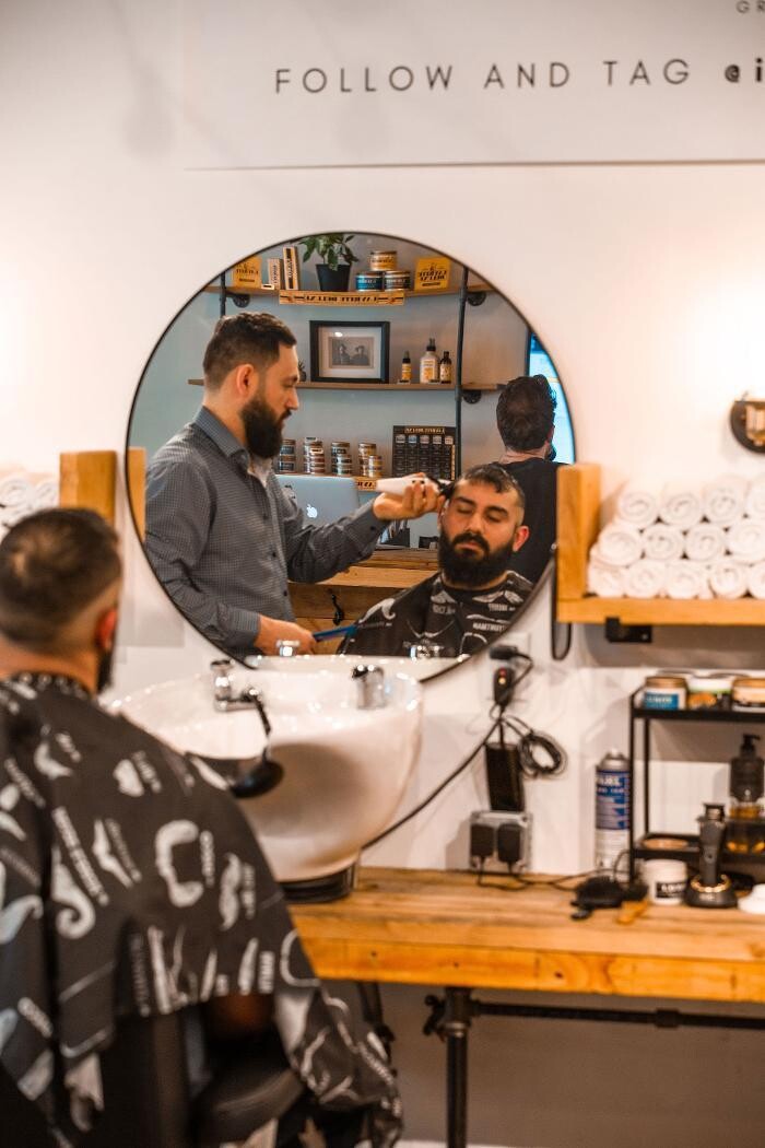 Images Industry Grooming Lounge