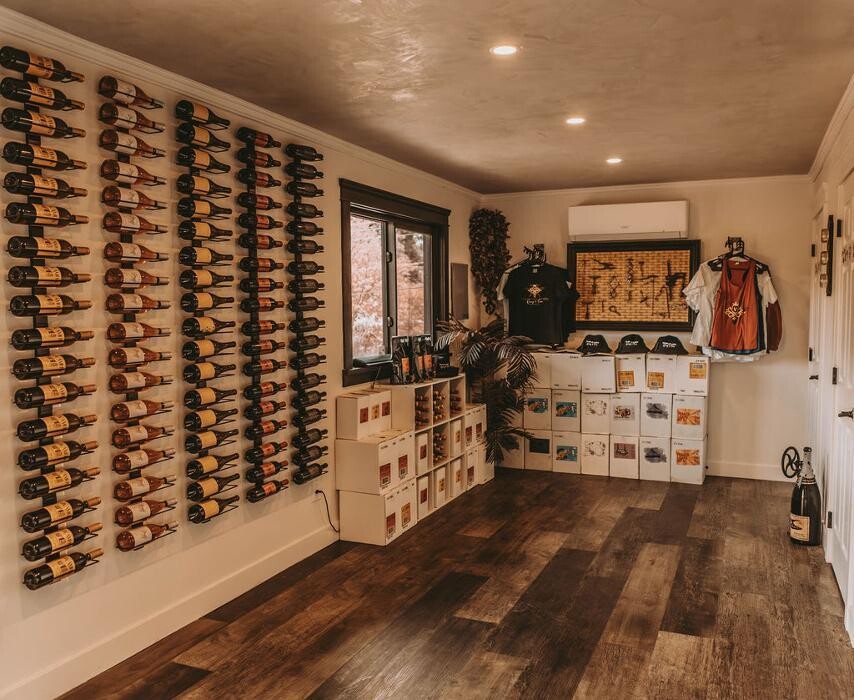 Images Ve Oh Lay Acres Winery & Farm