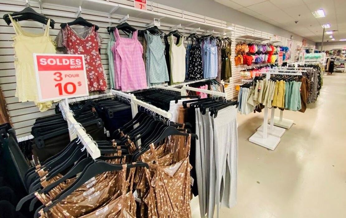 Images Ardene magasin de liquidation