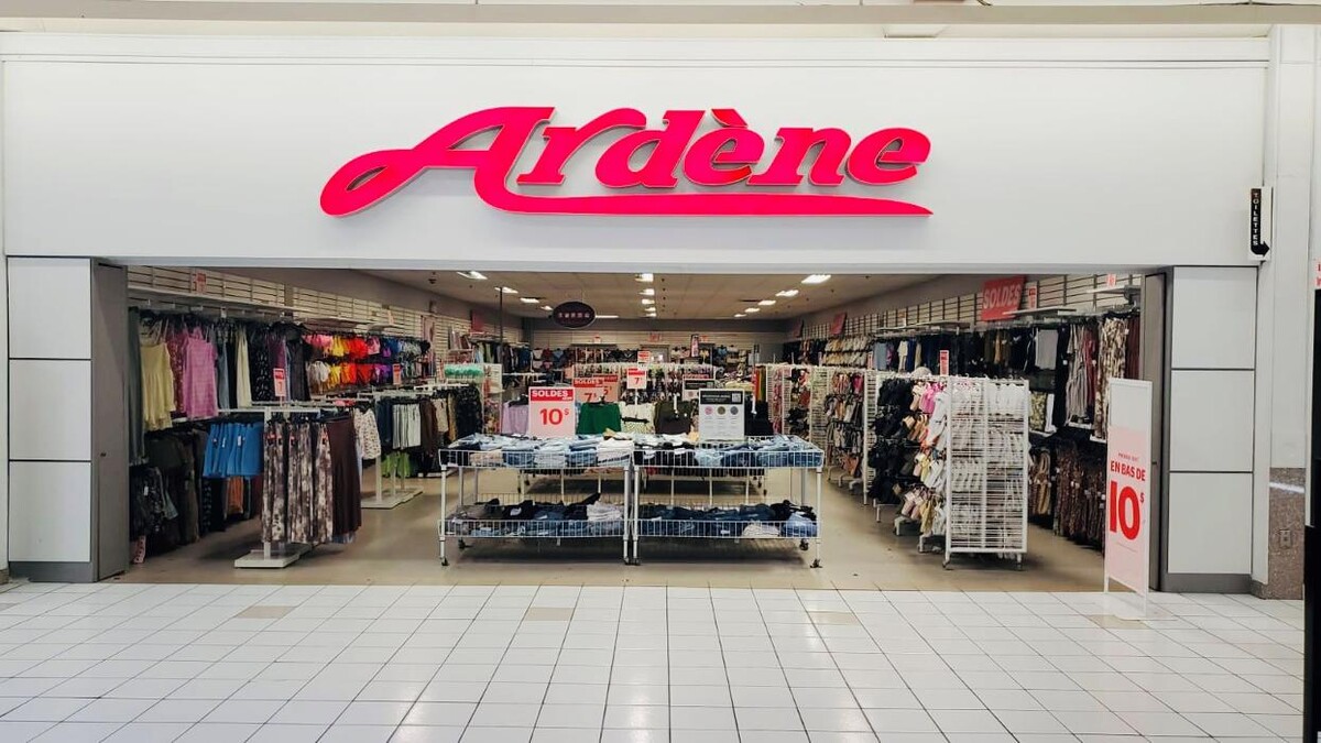 Images Ardene magasin de liquidation