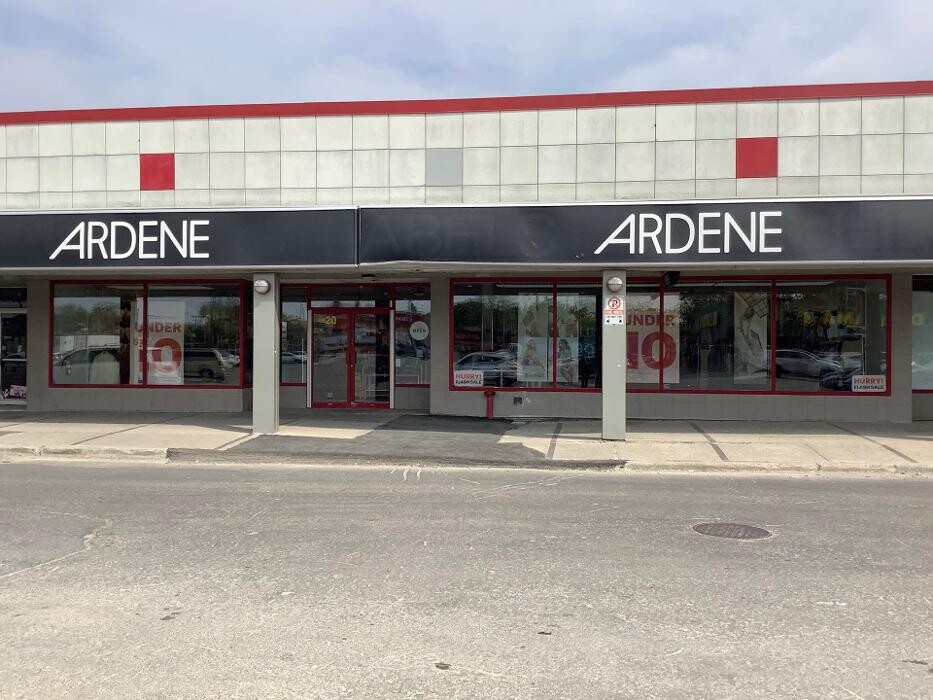Images Ardene Liquidation Store