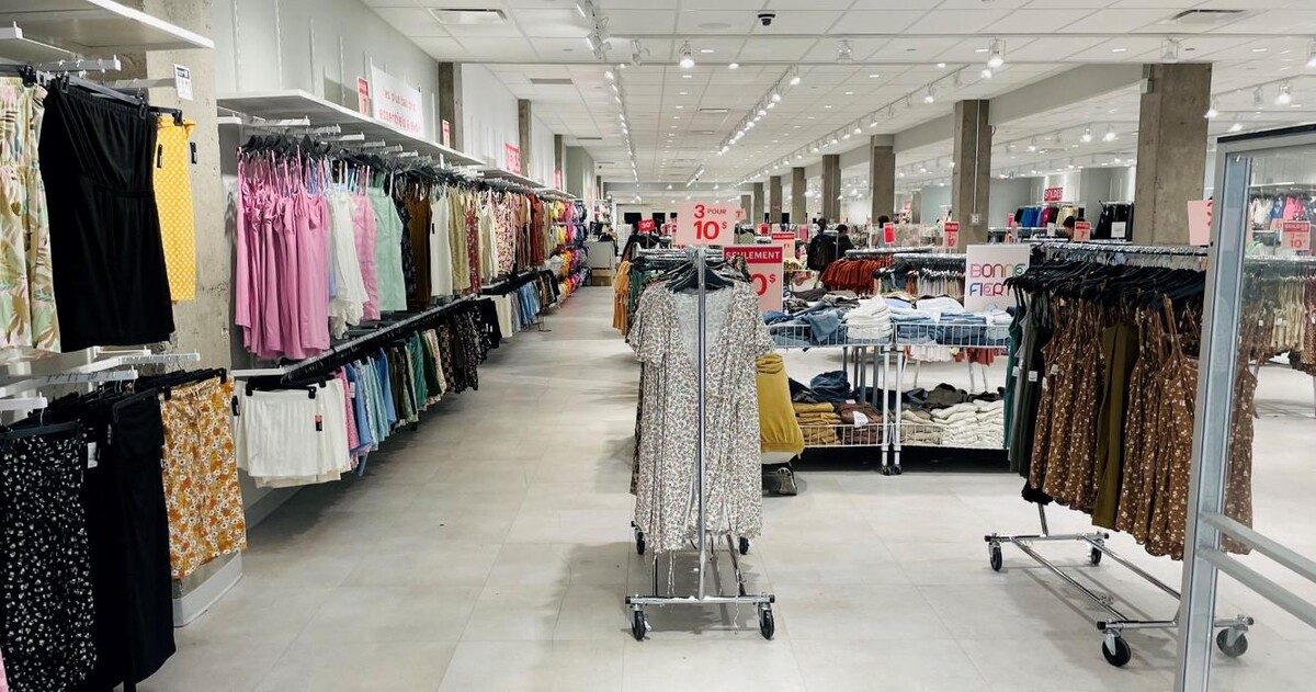 Images Ardene magasin de liquidation