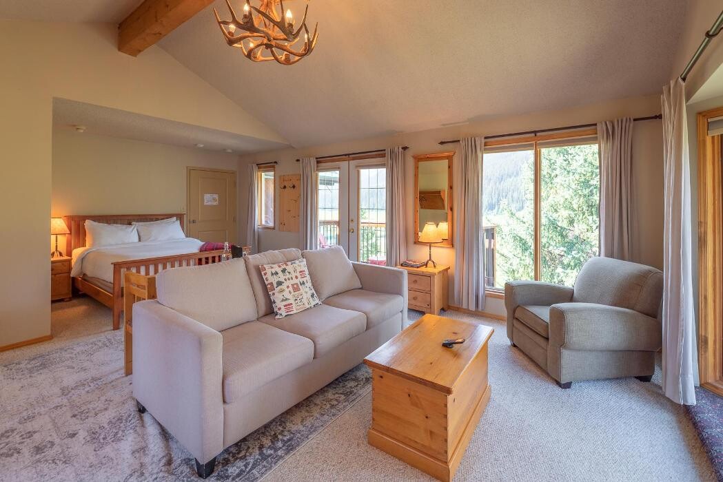 Images Mount Engadine Lodge