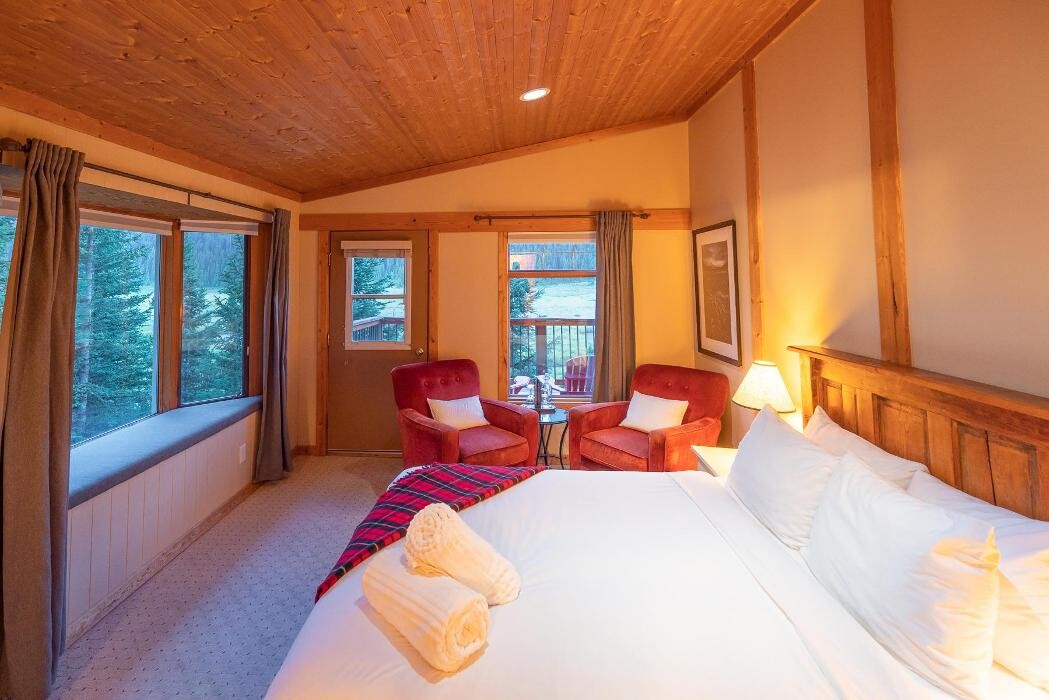 Images Mount Engadine Lodge