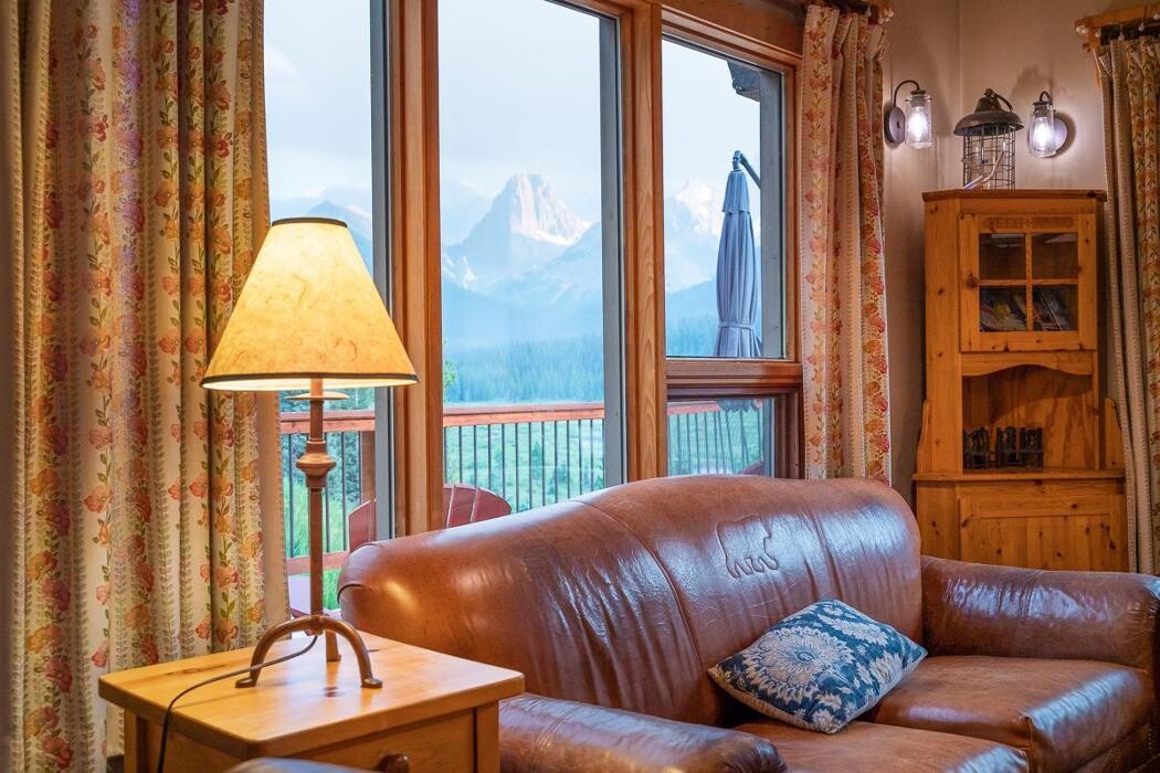 Images Mount Engadine Lodge