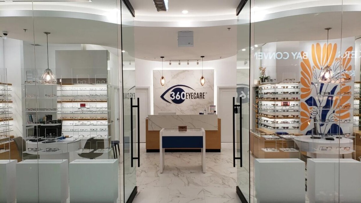 Images 360 Eyecare - Yorkville