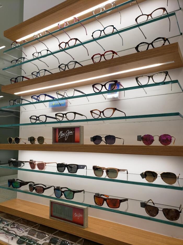 Images 360 Eyecare - Yorkville