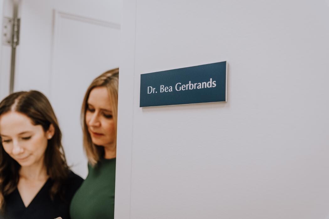 Images De Haar Hair Restoration