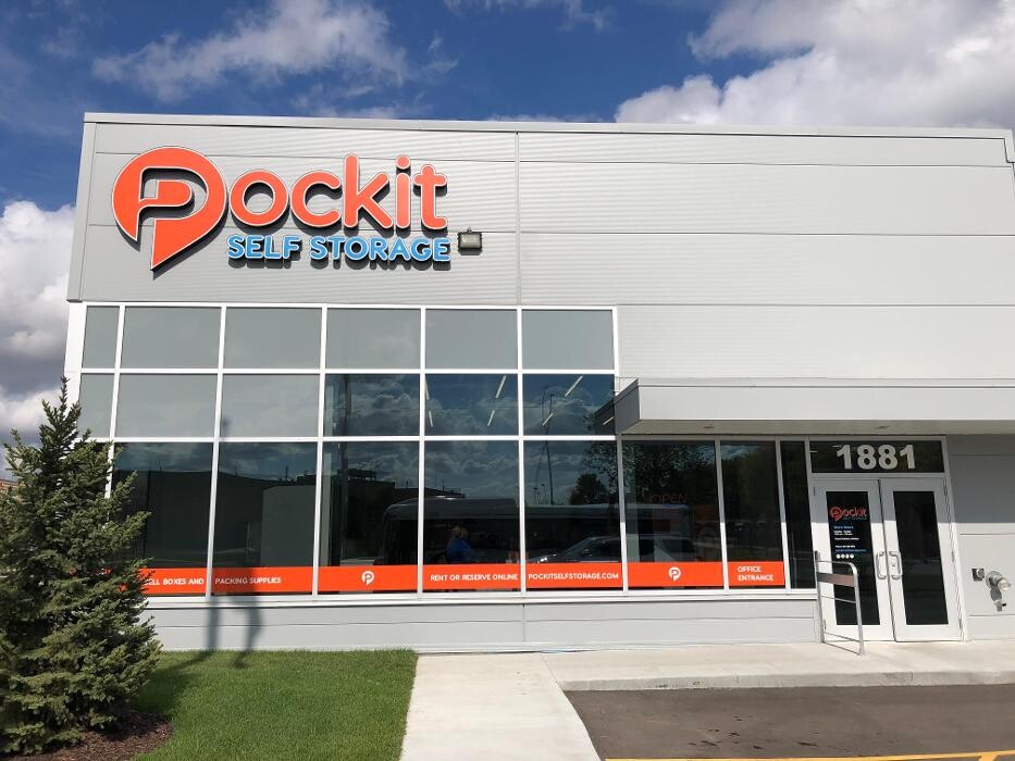 Images Pockit Self Storage - North Winnipeg