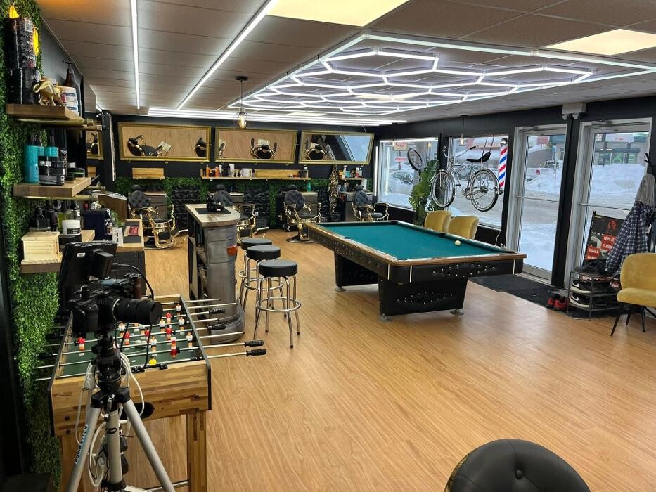 Images Garage Barbershop