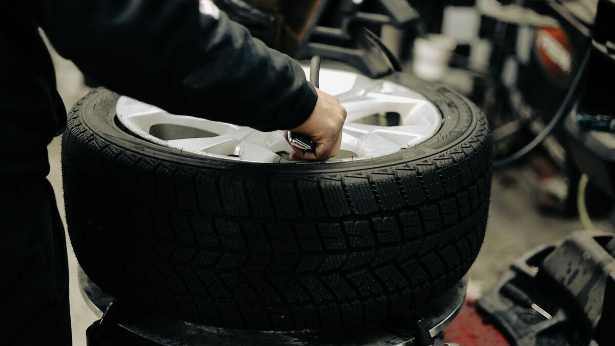 Images Johnston & Magwood Tires and Auto