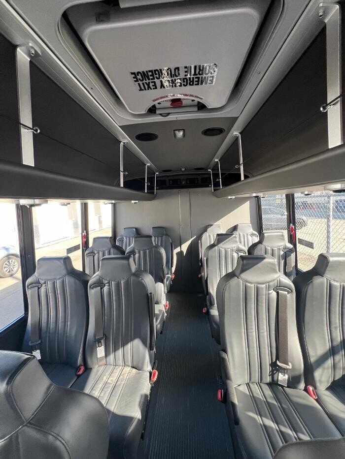 Images Toronto Comfort Shuttle