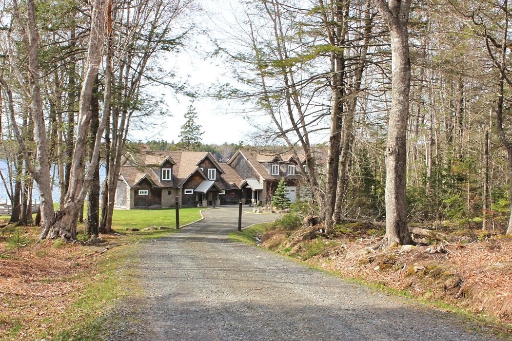 Images Zen Lakeside Getaway Nova Scotia