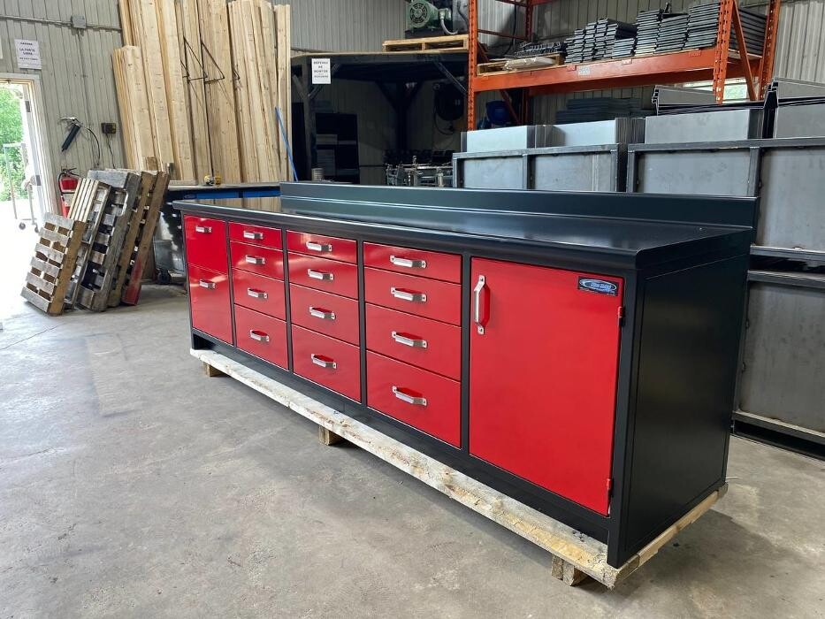 Images Les Industries Bleu Métal Inc. , Blue Metal Indu stries Inc.