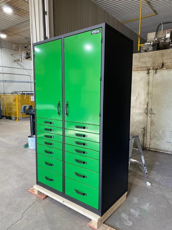 Images Les Industries Bleu Métal Inc. , Blue Metal Indu stries Inc.