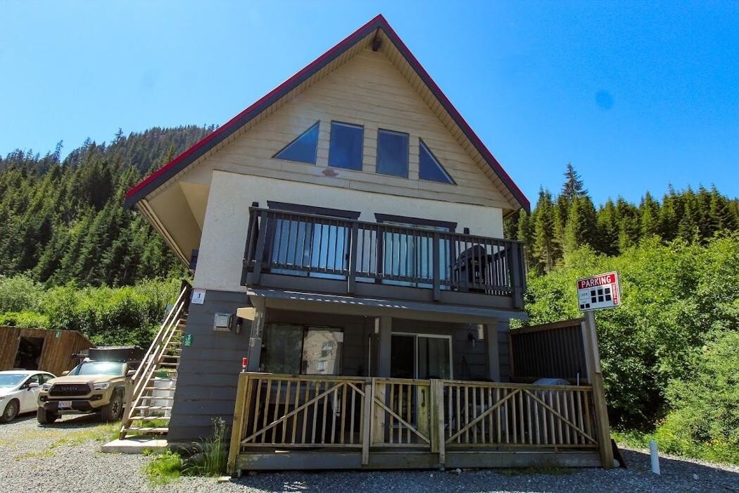 Images Sasquatch Mountain Vacation Rentals