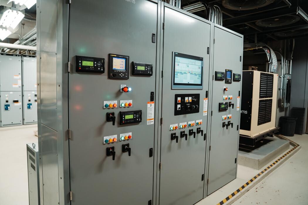 Images Paramount Power Systems