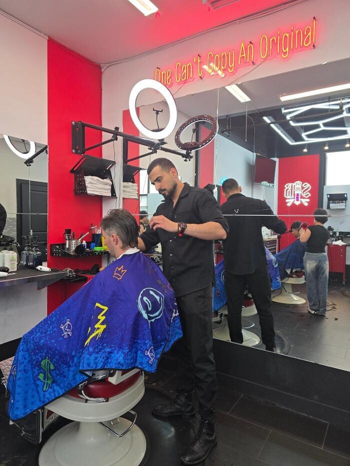 Images Straight 8 Barbers - Aberdeen
