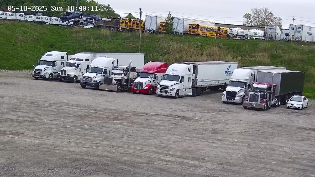 Images ARJ Truck Parking